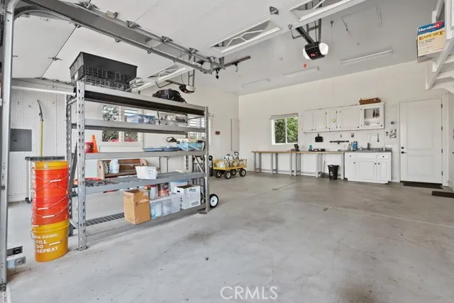 https://cdn.realtyfeed.com/cdn/127/306183556/1bf74d8b0826911e7869d6addf3a714e.webp