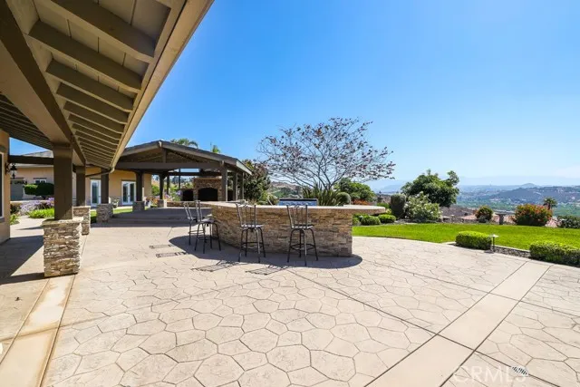 https://cdn.realtyfeed.com/cdn/127/306183556/83fb9452698fb4f91368f02d480bf0ba.webp