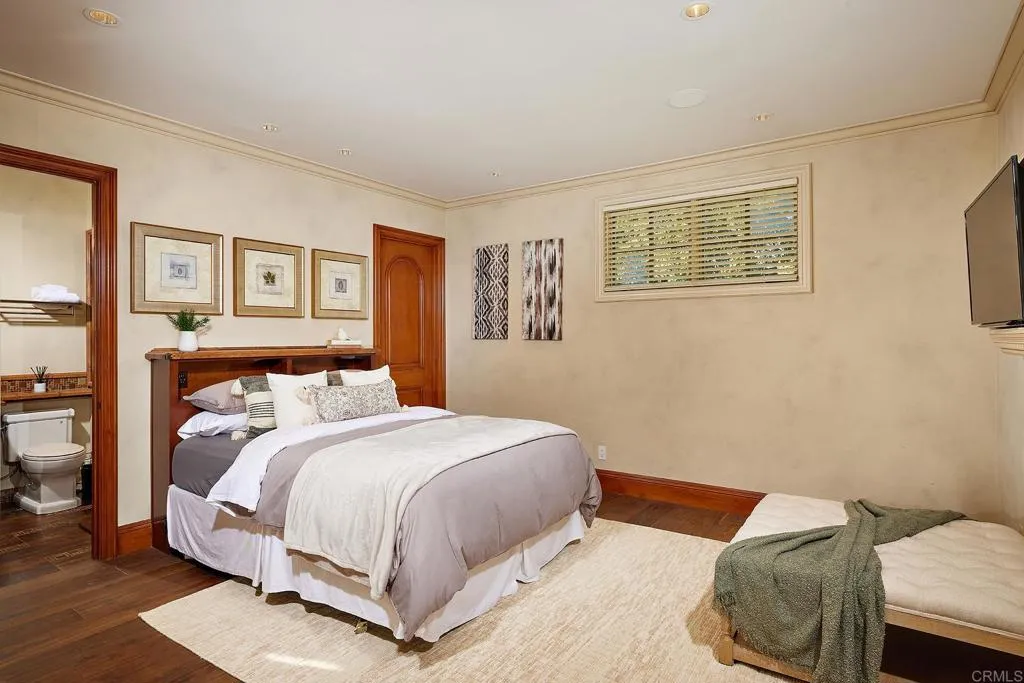 https://cdn.realtyfeed.com/cdn/127/306184105/9976b1722f4d7b85744ff08caf561a6e.webp