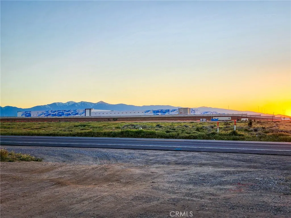 Hesperia, CA 92345