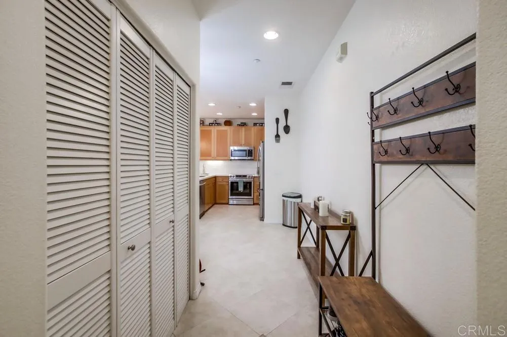https://cdn.realtyfeed.com/cdn/127/306185175/0b2b82d89009b88eb98b4d64e8bbf1b5.webp