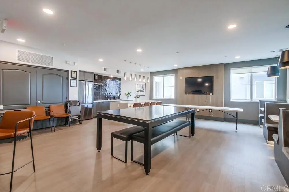 https://cdn.realtyfeed.com/cdn/127/306185175/779d0099f0372d6179450690f0f44dfb.webp