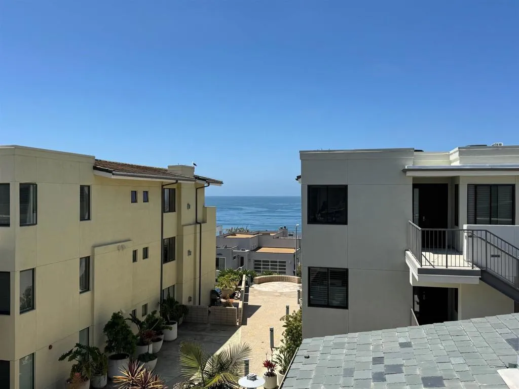 https://cdn.realtyfeed.com/cdn/127/306187132/a97ef0243c5a347679344c21eba77888.webp