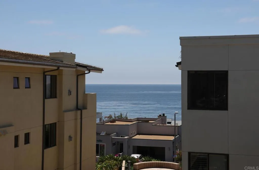 https://cdn.realtyfeed.com/cdn/127/306187132/ed650901d7b8701c4822d766b396ba71.webp