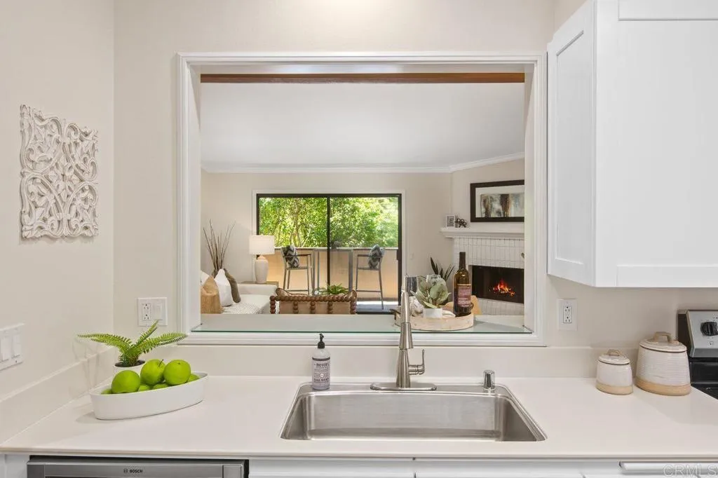 https://cdn.realtyfeed.com/cdn/127/306188402/afc6134b841898fd17cc640cb106e4b9.webp