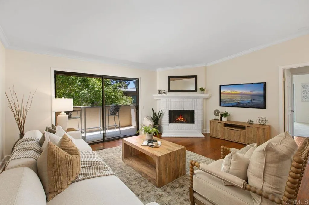 https://cdn.realtyfeed.com/cdn/127/306188402/b7a7d588592c49302217d56907cb5b09.webp