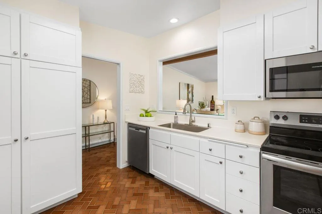 https://cdn.realtyfeed.com/cdn/127/306188402/c28ae598969fdb81c4e0c62833636c1e.webp