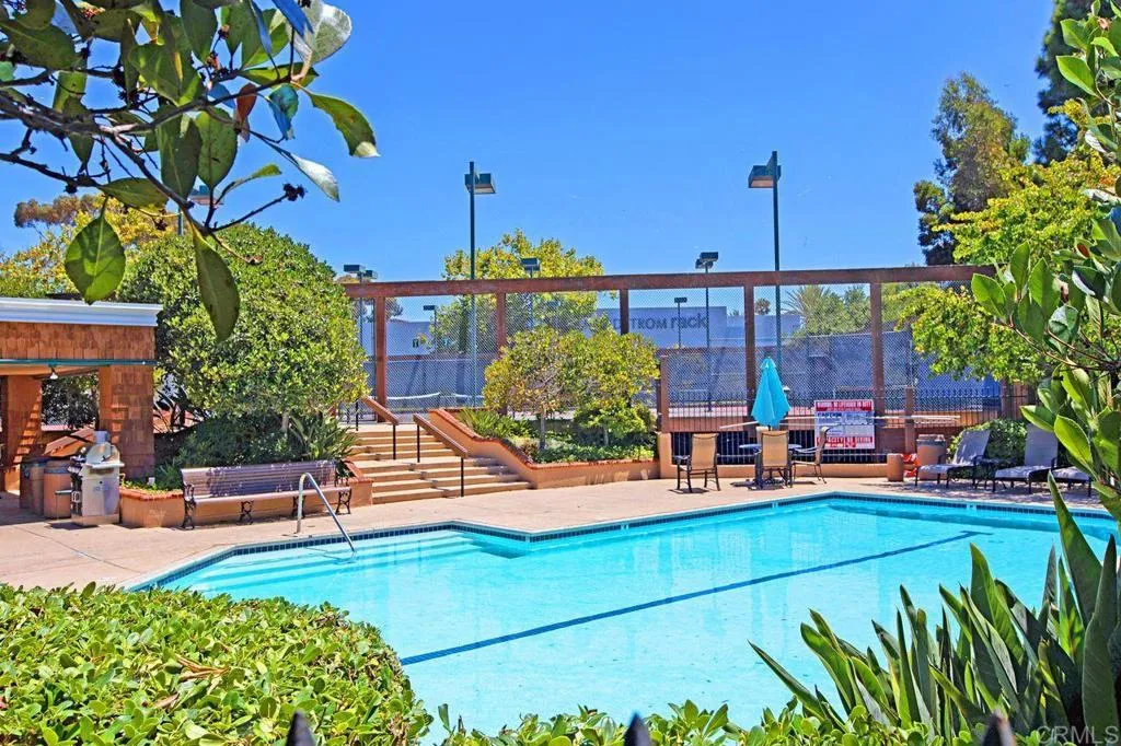 https://cdn.realtyfeed.com/cdn/127/306188402/f4ce8a5dfa7d0e524cb81cc1e3d6ce4e.webp