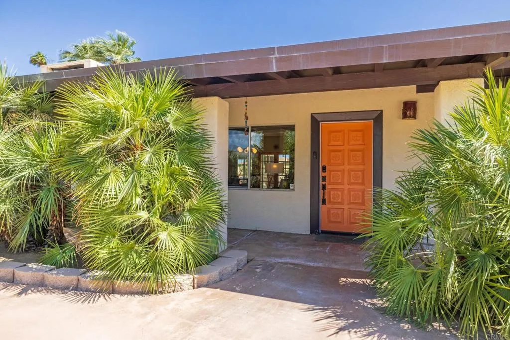 https://cdn.realtyfeed.com/cdn/127/306188428/13087de86b13f66af71013681166295c.webp