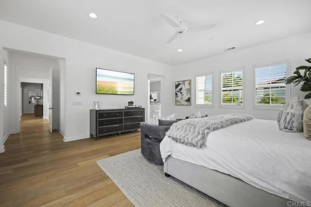 https://cdn.realtyfeed.com/cdn/127/306189731/758e347d6411f8557882c7529575a618.webp
