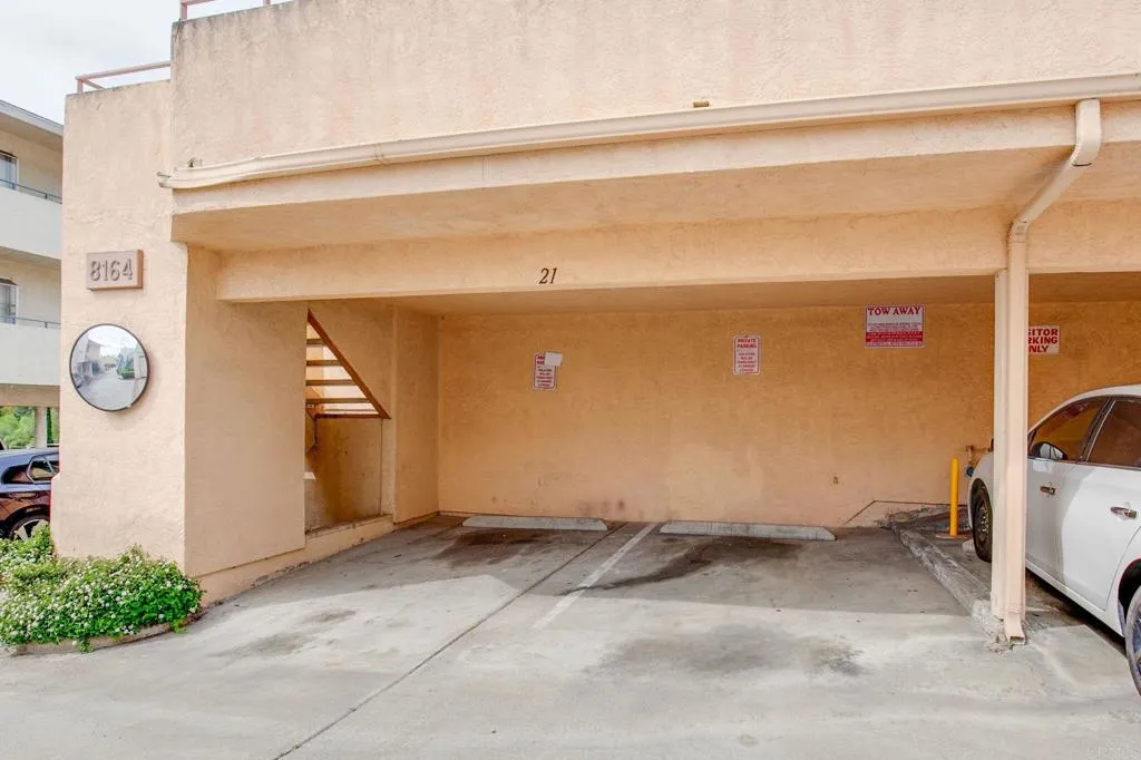 https://cdn.realtyfeed.com/cdn/127/306189947/07b30d4d816aef607d7e0ead5a83660f.webp