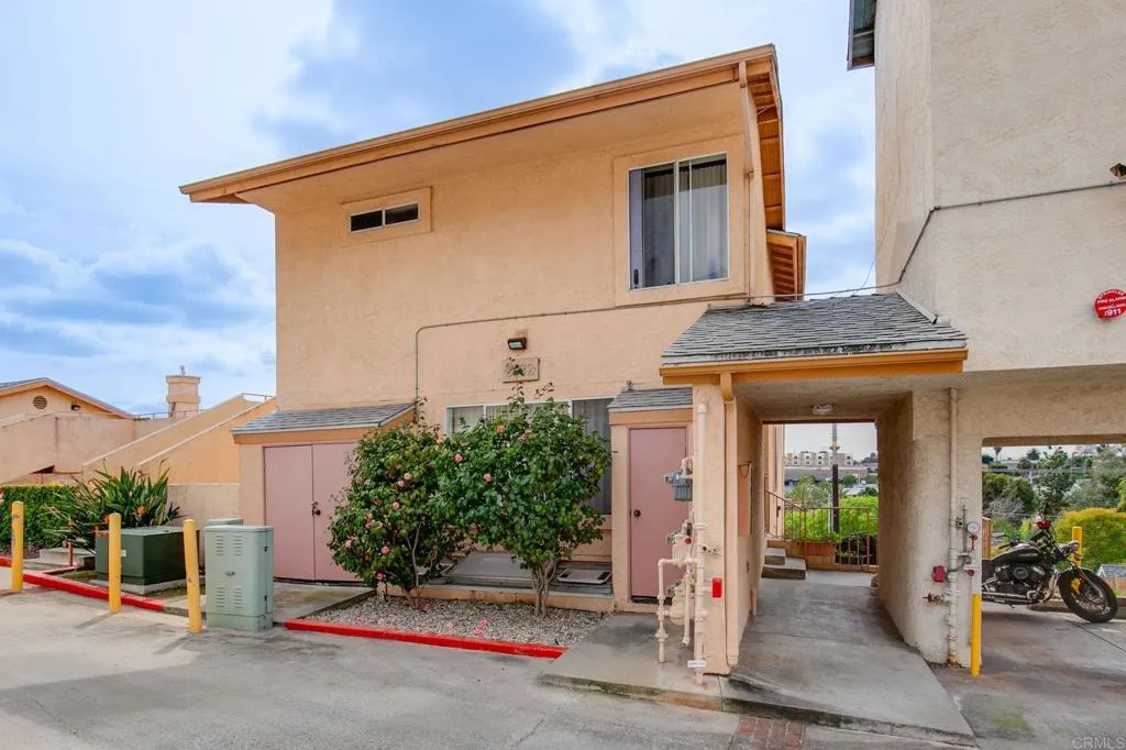 https://cdn.realtyfeed.com/cdn/127/306189947/e67f65c046876c24abdde9b2609e0d7b.webp