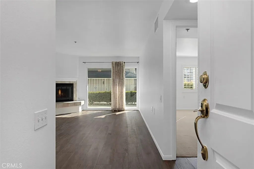 MLS: OC24119023 Condo For Sale