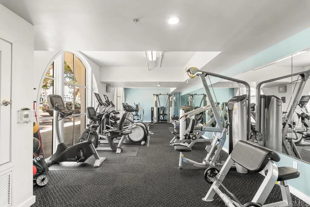 https://cdn.realtyfeed.com/cdn/127/306192482/075f6ebd531de6be0e9d086d32792c8e.webp