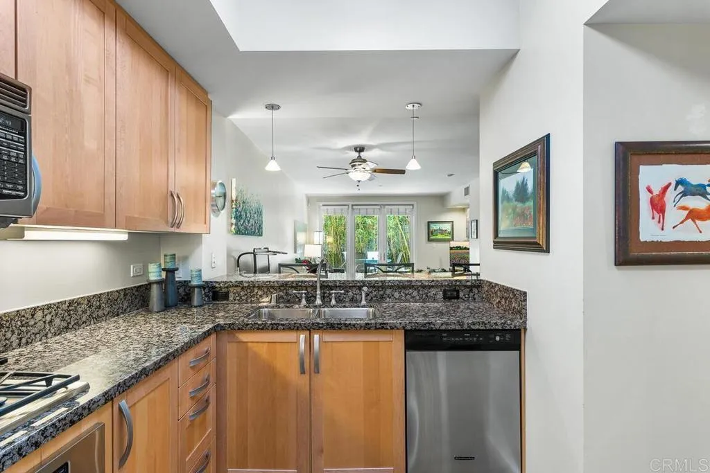 https://cdn.realtyfeed.com/cdn/127/306192482/b5f77fd60e81c2aa1c200dcff850a52c.webp