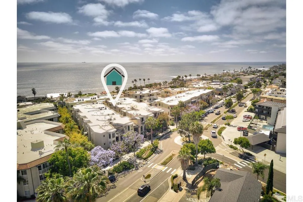 https://cdn.realtyfeed.com/cdn/127/306192482/e8dcfdb094d858c4cbb55139a07a95f3.webp