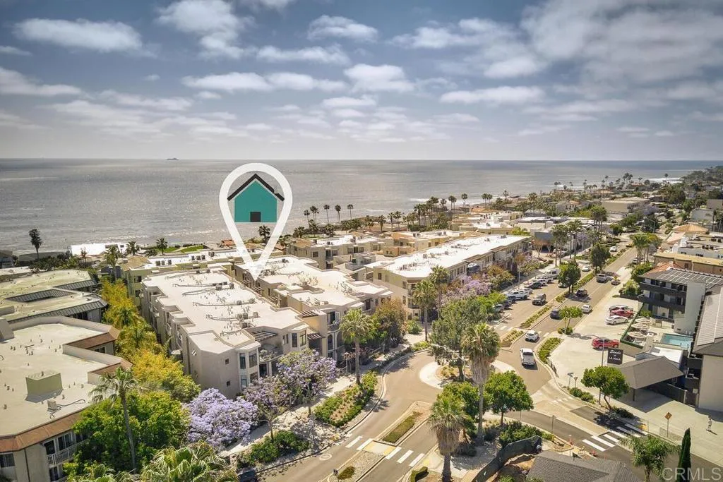 https://cdn.realtyfeed.com/cdn/127/306192482/f971312ef2a0e455d08bf05eb4156599.webp