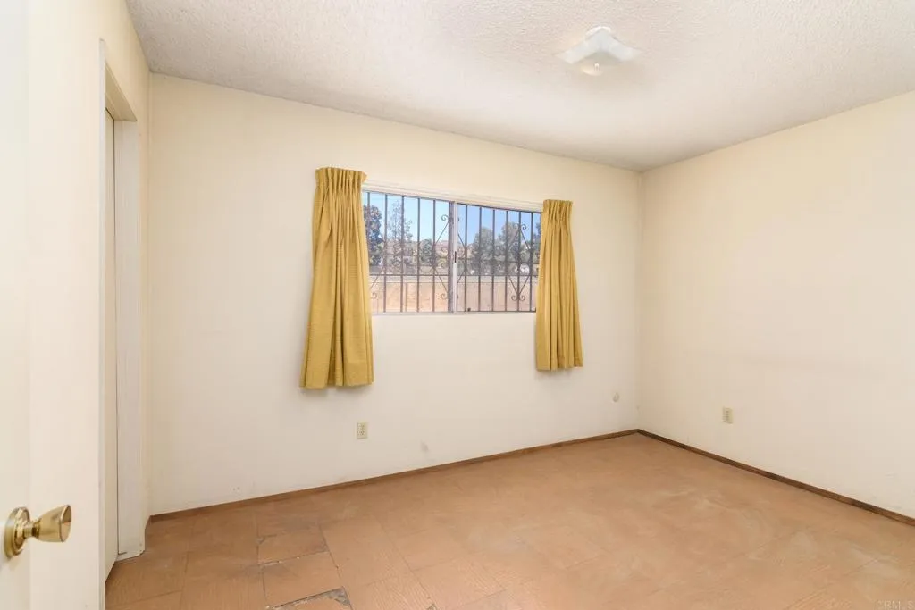 https://cdn.realtyfeed.com/cdn/127/306194542/23afa13dfa8a9f5cff923bea4d905673.webp