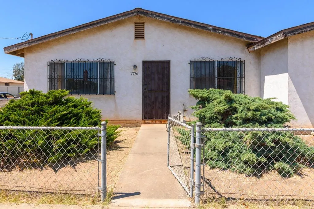 https://cdn.realtyfeed.com/cdn/127/306194542/45f9de6484d7f81a365933fb1b700745.webp
