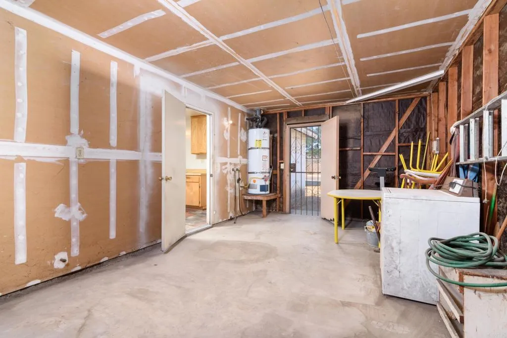 https://cdn.realtyfeed.com/cdn/127/306194542/494c0d7eedd1a2e19f32737c5a234984.webp
