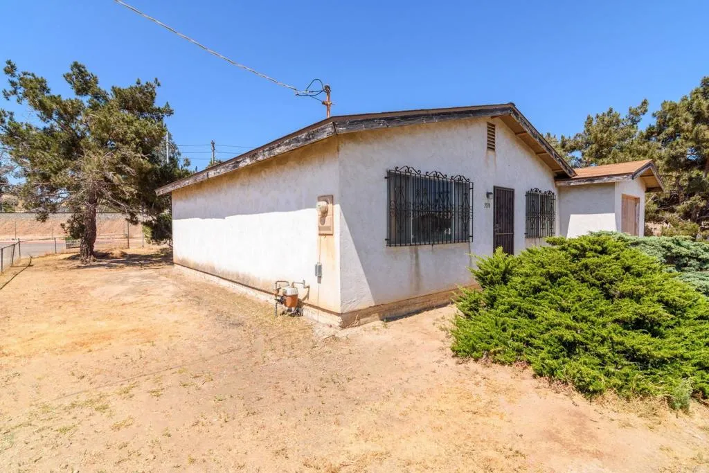 https://cdn.realtyfeed.com/cdn/127/306194542/6301a58390e0d7a5912eec1bcfc4f3c1.webp