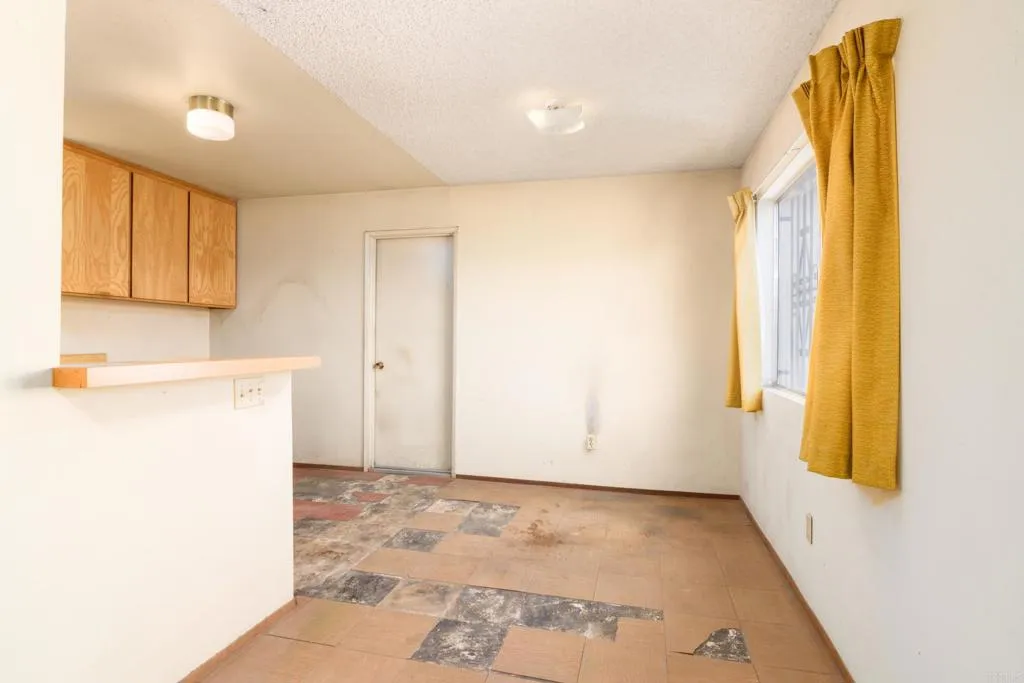 https://cdn.realtyfeed.com/cdn/127/306194542/80a945db267f1cc486c9e671f93b95aa.webp