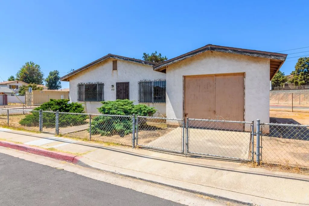 https://cdn.realtyfeed.com/cdn/127/306194542/d5fbadd04df85559c8b5079506e9f5a4.webp