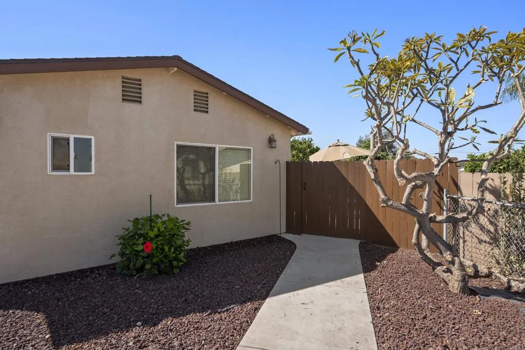 https://cdn.realtyfeed.com/cdn/127/306195385/3c439c1385cb8c24a0b5e56f8da18fe9.webp