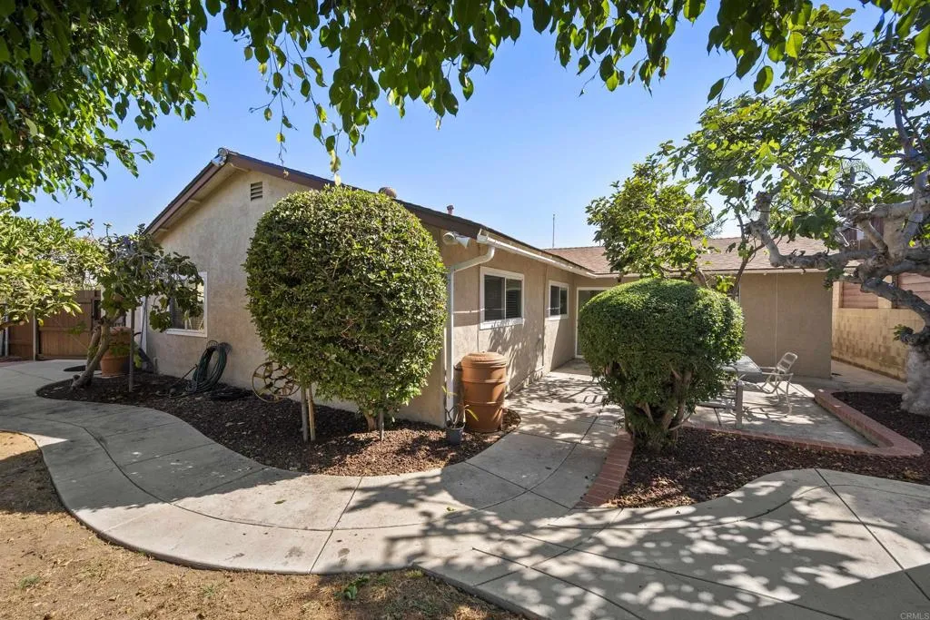 https://cdn.realtyfeed.com/cdn/127/306195385/77b351d5ef1d4044ee44485659342a20.webp