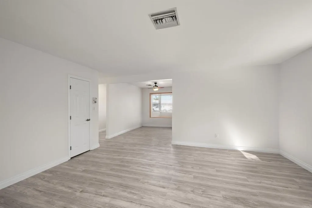 https://cdn.realtyfeed.com/cdn/127/306195385/c0bb75b8ef0b5d0ee24266d64e107e3d.webp
