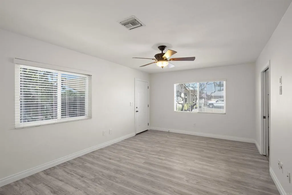 https://cdn.realtyfeed.com/cdn/127/306195385/e7265d7f589e47c33851990e37010f42.webp
