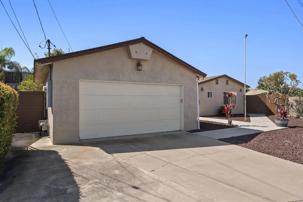 https://cdn.realtyfeed.com/cdn/127/306195385/f4a54bb96c64f9f9639d39f4e3cac7c5.webp