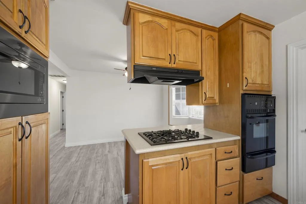 https://cdn.realtyfeed.com/cdn/127/306195385/f52d4567cfcac48e25cb698937d20066.webp