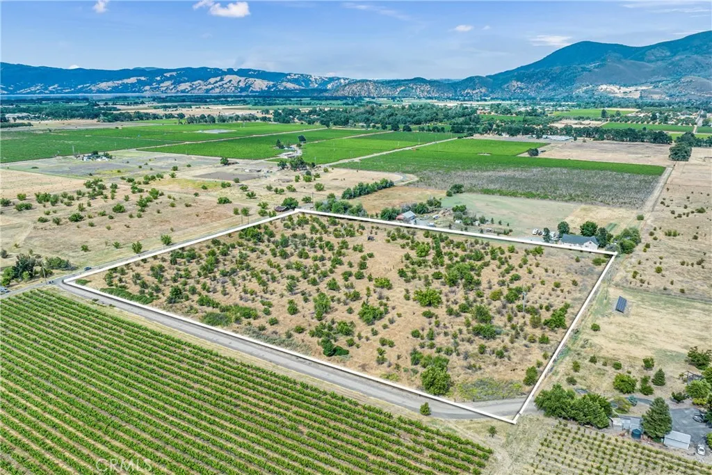 2145 Smith, Kelseyville, CA, 95451