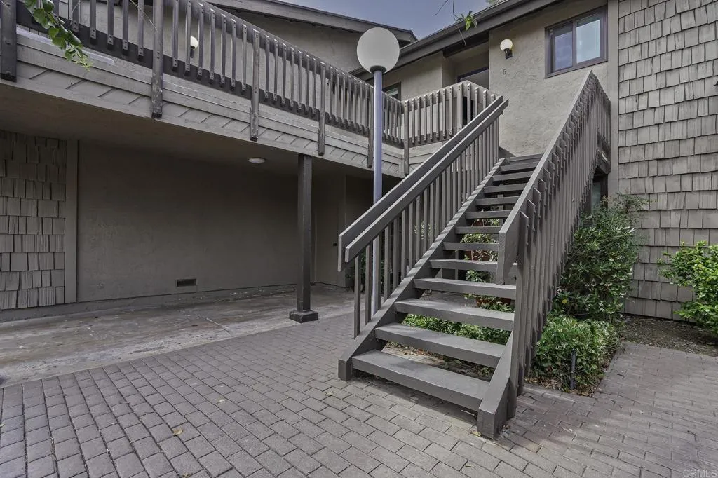 https://cdn.realtyfeed.com/cdn/127/306198631/2fbe103c83a2b2dae32a4f850da786c6.webp