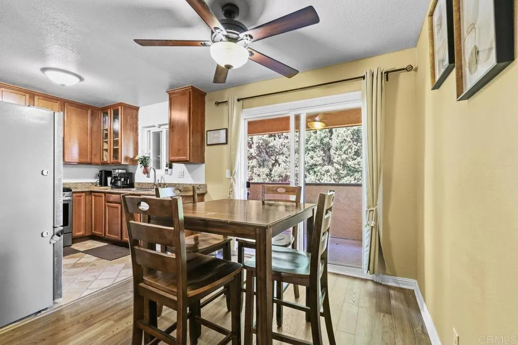 Photo #4: PTP2403591 Listing 