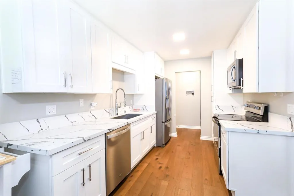 Photo #2: NDP2405440 Listing 