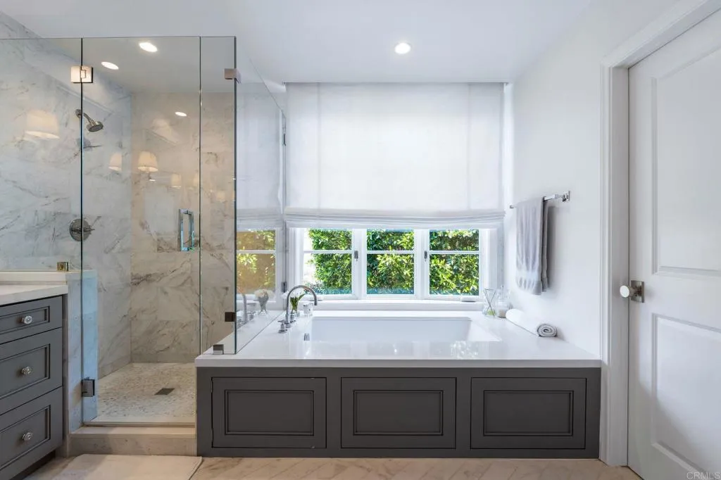 https://cdn.realtyfeed.com/cdn/127/306200081/136e54ba08fe98ebe45115b9fb8bbf0a.webp