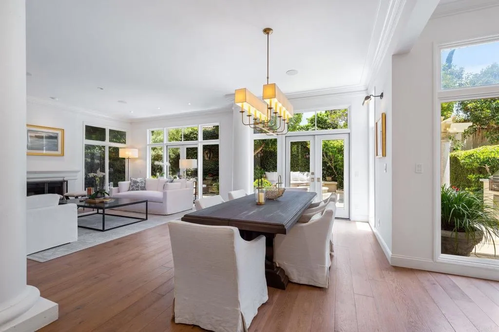 https://cdn.realtyfeed.com/cdn/127/306200081/1d5a9df1a35a4f3b9d152da54b121f7b.webp