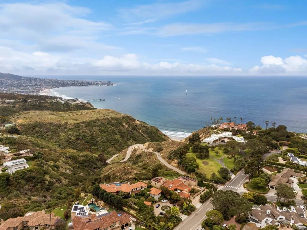 https://cdn.realtyfeed.com/cdn/127/306200081/96d6b8ab40f0de7075e608ad1afed55a.webp