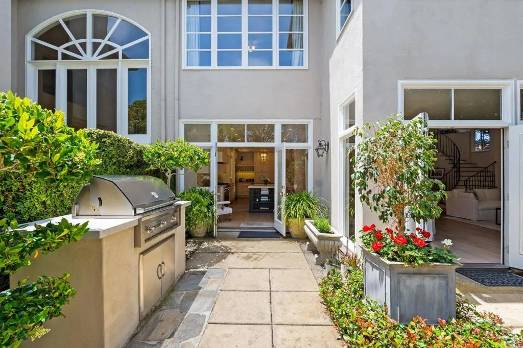https://cdn.realtyfeed.com/cdn/127/306200081/c15eb3a88a05da0ffb0f1bacfd402f65.webp