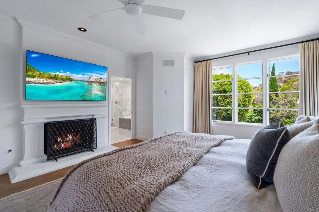 https://cdn.realtyfeed.com/cdn/127/306200081/c7c3bf45bf11eb00f3a6cad0cab4cfbf.webp