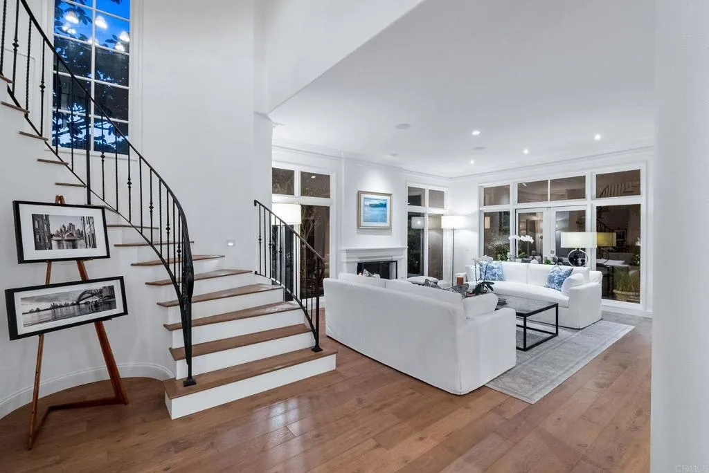 https://cdn.realtyfeed.com/cdn/127/306200081/eebe39566bf42816dab4d74750213b04.webp