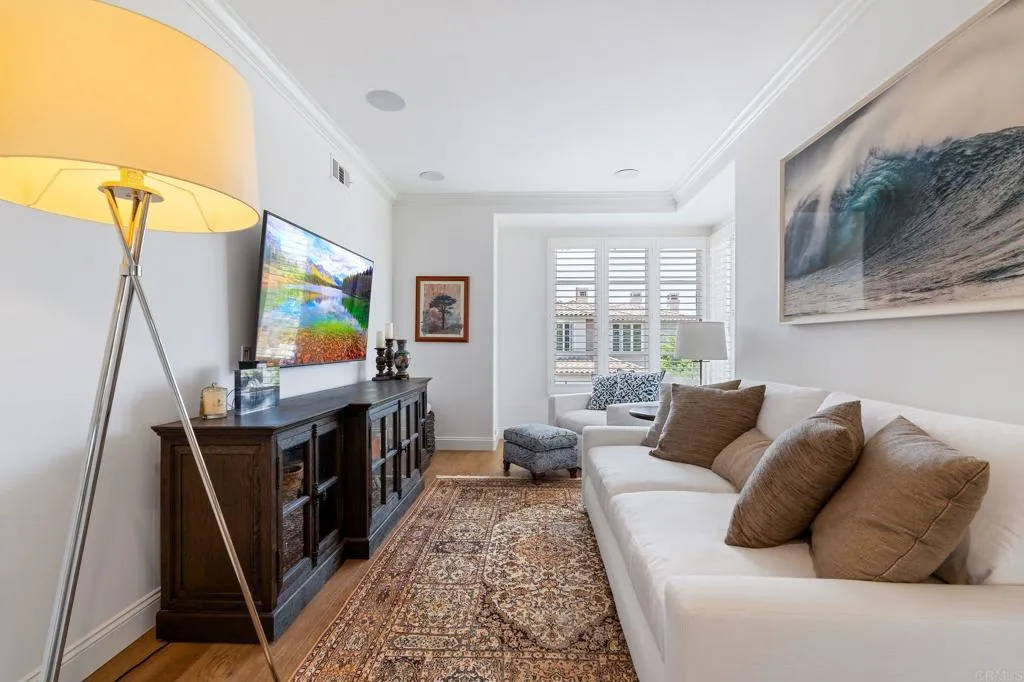 https://cdn.realtyfeed.com/cdn/127/306200081/f77c131f7d8582fd74a158fb29ca5bec.webp