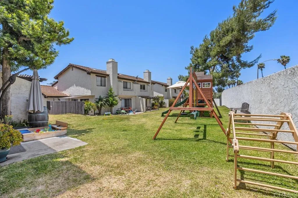 https://cdn.realtyfeed.com/cdn/127/306200182/bb88faefb9ff955ecb41335eaed307b7.webp