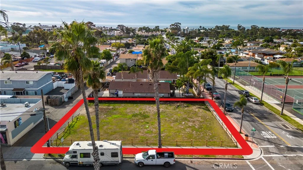 $750,000+ $750,000+