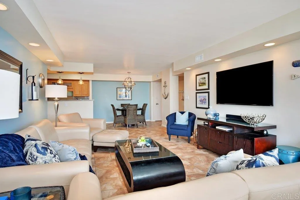 Photo #5: PTP2403692 Listing 