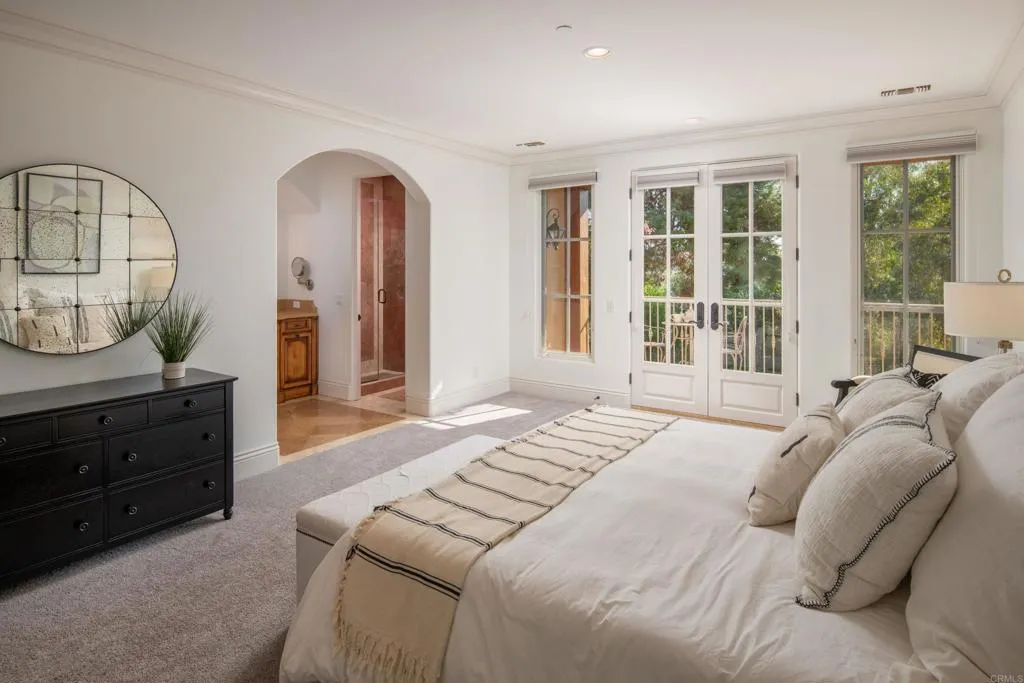 https://cdn.realtyfeed.com/cdn/127/306202740/27a49f6502f423026b9339304ba7c08d.webp