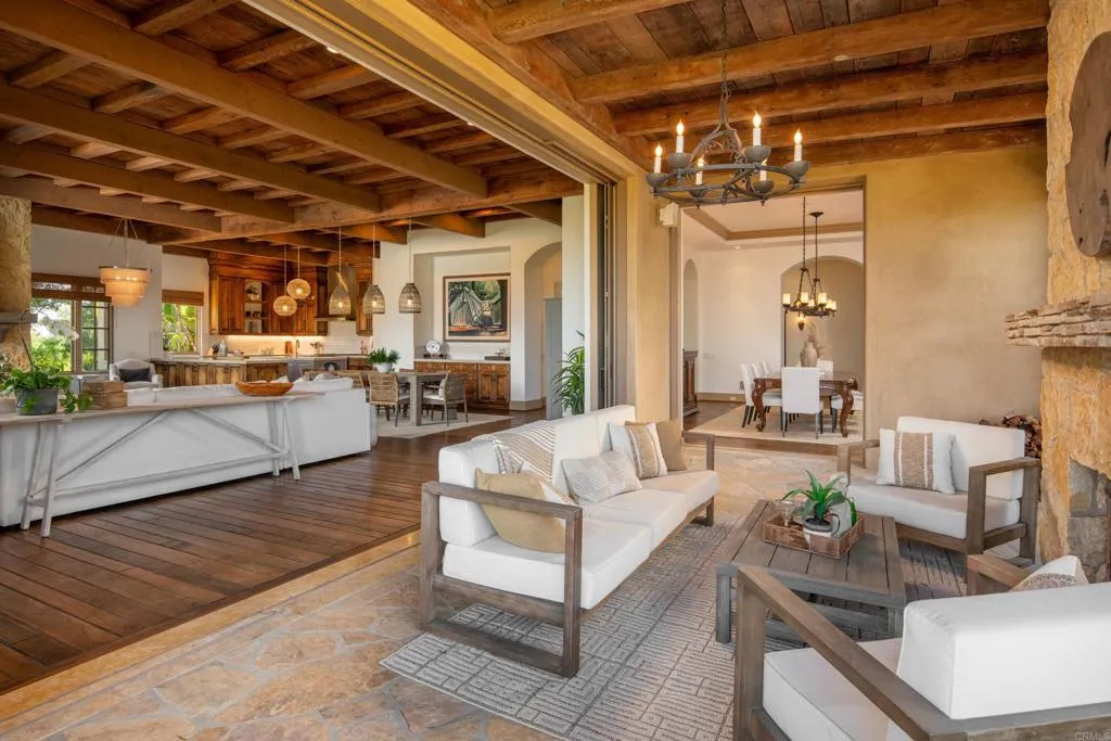 https://cdn.realtyfeed.com/cdn/127/306202740/3d1ee885a86aaecffab119511dd0e116.webp