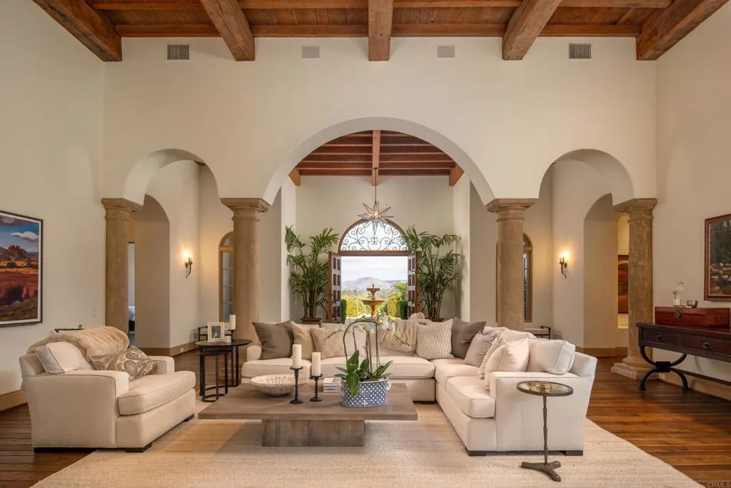 https://cdn.realtyfeed.com/cdn/127/306202740/85ab8e79c199119568591eb8cd59247a.webp